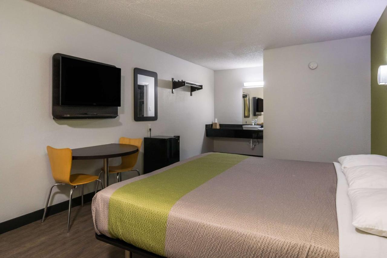 Motel 6 Irving - Loop 12 Ngoại thất bức ảnh