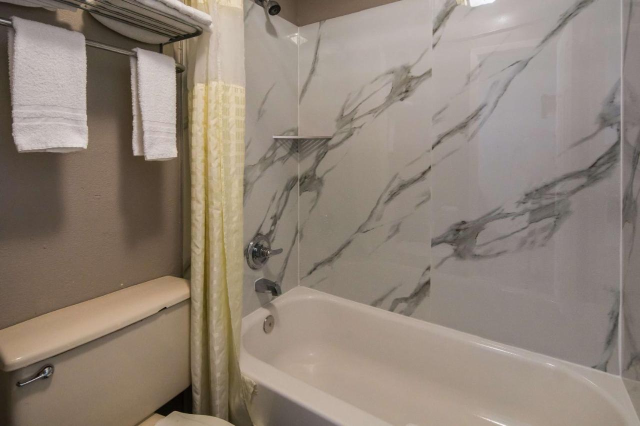 Motel 6 Irving - Loop 12 Ngoại thất bức ảnh