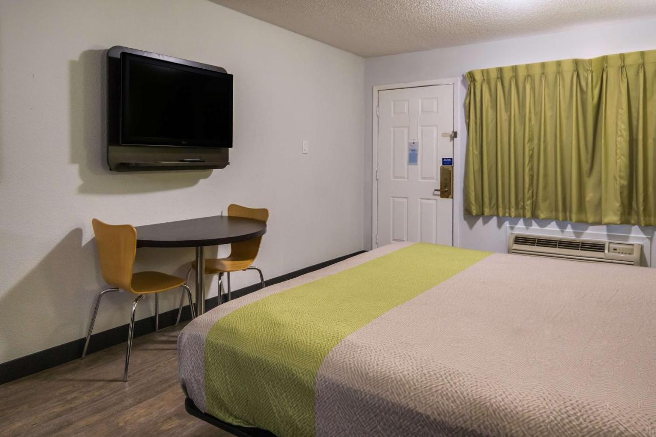 Motel 6 Irving - Loop 12 Ngoại thất bức ảnh
